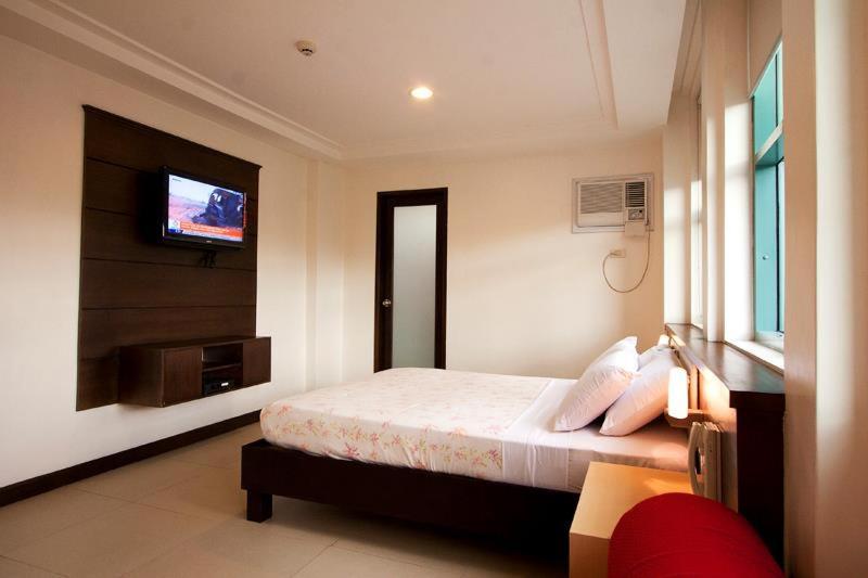 Olongapo Travel Lodge Dış mekan fotoğraf