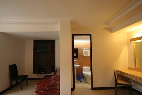 Olongapo Travel Lodge Dış mekan fotoğraf
